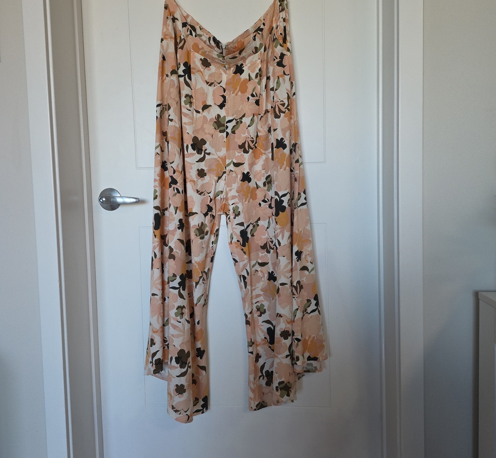 Petal & Pup Peach Floral Wide-Leg Pants